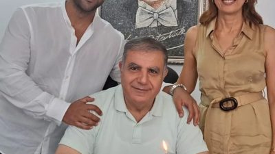 Hatay CHP Milletvekili Mehmet Güzelmansur, doğum günü dolayısıyla kendisini kutlayanlara