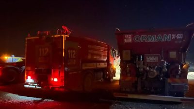 Çarşamba gecesi çıkan yangın, sabaha karşı söndürülebildi. Saat 21.50 sıralarında,