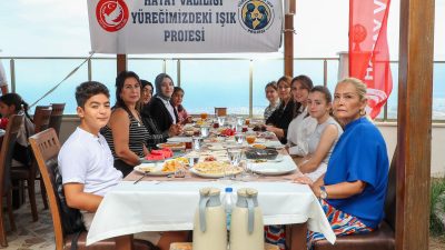 Vali Mustafa Masatlı’nın eşi Esra Masatlı, İl Protokol eşleri ve