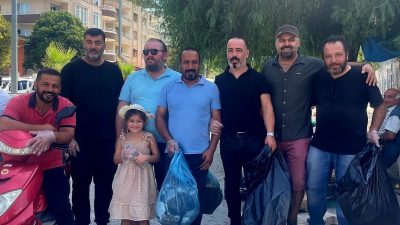 Defne ilçesinde tanınmış simalar el ele verdi ve ilçede temizlik