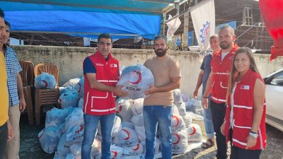 Türk Kızılayı İskenderun Şubesi, 91 gündür grevde olan Yolbulan emekçilerine