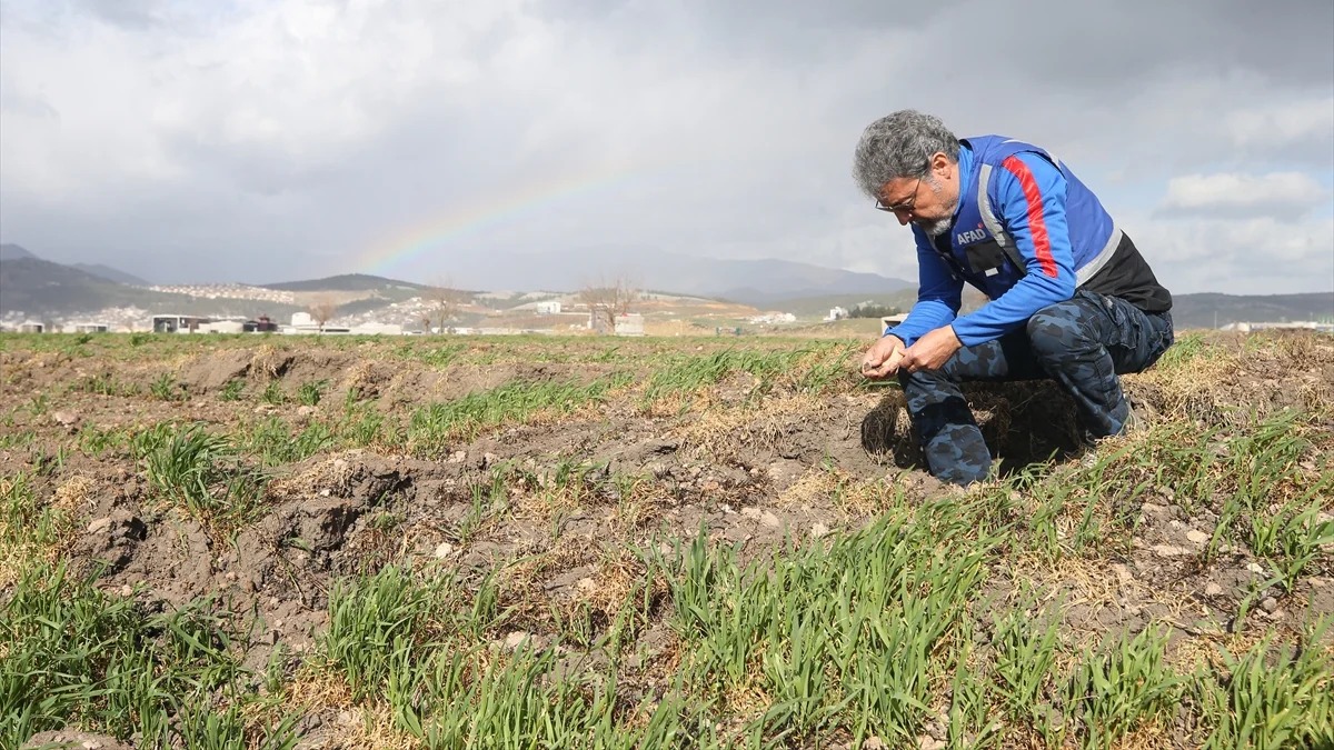 Deprem Bilim Heyeti incelemelerine devam ediyor