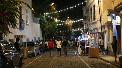 Hatay’ın Arsuz ilçesinde kadınların hazırladığı el emeği göz nuru ürünler,