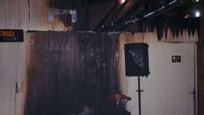 Hatay’ın Arsuz İlçesi Karaağaç Mahallesi’nde bir kafede meydana gelen yangında