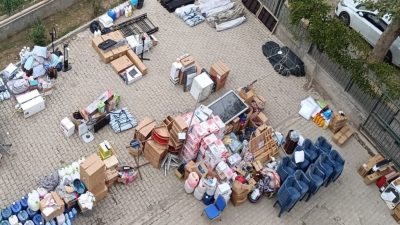 Kahramanmaraş’ın Türkoğlu ilçesinde, depremzedelere gönderilen yardımları satan 8 kişi gözaltına