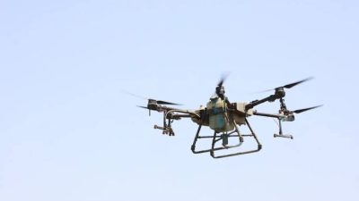 Samandağ ilçesinde haşere ve sinekle mücadele kapsamında 42 mahallede dronla