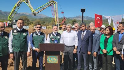 &nbsp; Hatay’da temaslarda bulunan Tarım ve Orman Bakanı İbrahim Yumaklı,