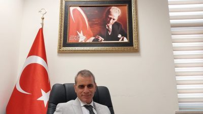 Aslen Niğdeli olan ve yurdun çeşitli yerlerinde hâkim-savcı olarak görev