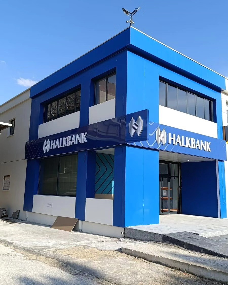 Halk bankası yeni yerinde