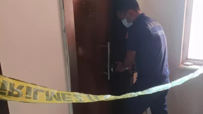 Hatay’ın Dörtyol ilçesinde, Özerli Mahallesi’nde bir apartmanda yaşanan üzücü olayda,
