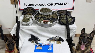Hatay İl Jandarma Komutanlığı ekipleri, son bir hafta içerisinde uyuşturucu