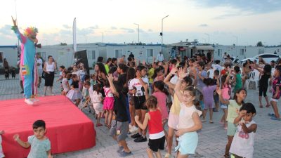 Hatay Büyükşehir Belediyesi (HBB), il genelindeki konteyner kentlerde yaşayan vatandaşlarımıza