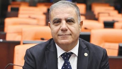 CHP Hatay Milletvekili Mehmet Güzelmansur, köy ve mahalle muhtarlıklarının hizmet