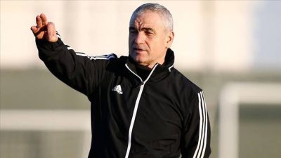 Süperlige kötü bir başlangıç yapan Hatayspor’da takımı güçlendirmeye yönelik çalışmalar