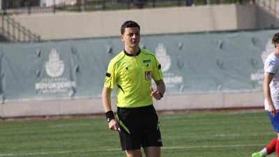 Pazar günü Alanya’da oynanacak Alanyaspor-Hatayspor karşılaşmasının hakemleri belirlendi. İstanbul Bölgesi