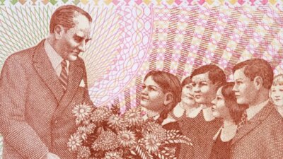 5816 sayılı kanun, Atatürk’ün hatırasına alenen hakaret etme veya küçümseme