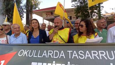 Eğitim-SEN İskenderun Şube Başkanı Mustafa Ünsal, okullarda temizlik sorununu bir