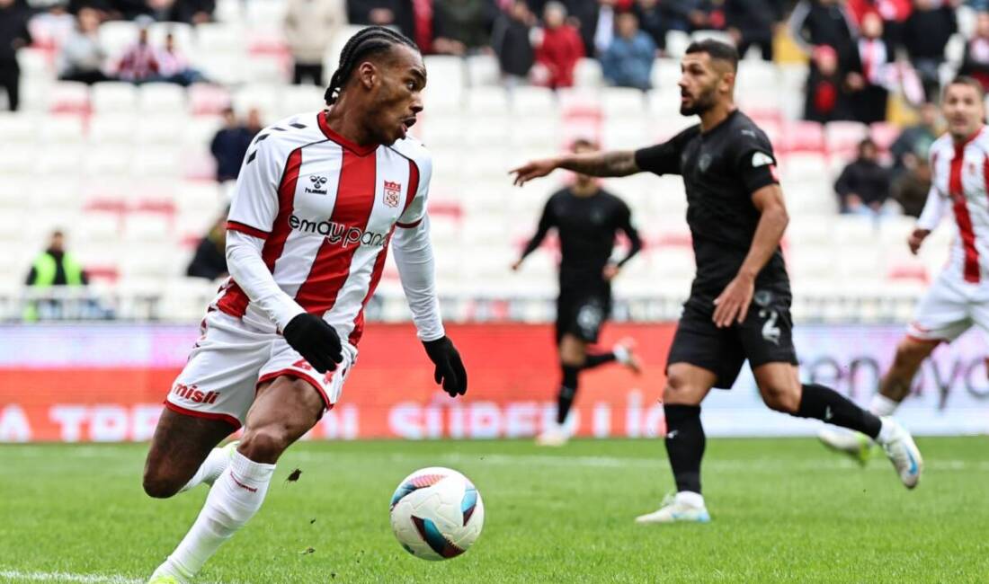 İlk Yarı Sonucu: Sivasspor 1-1 Hatayspor