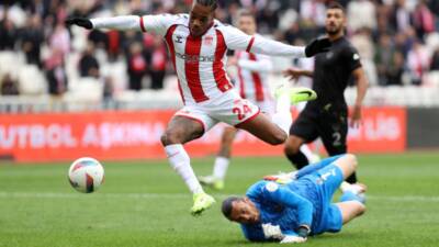 Trendyol Süper Lig’in 9. haftasında Sivasspor, evinde ağırladığı Hatayspor’u 3-2