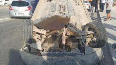 Antakya İlçesi Habib-i Neccar Kavşağı’nda meydana gelen trafik kazasında, direksiyon