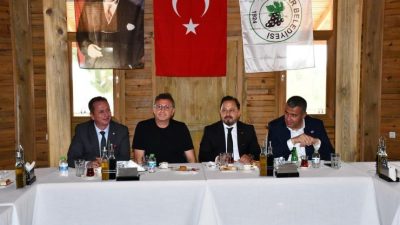 İskenderun Belediye Başkanı Mehmet Dönmez, Çukurova Belediyeler Birliği encümen toplantısına