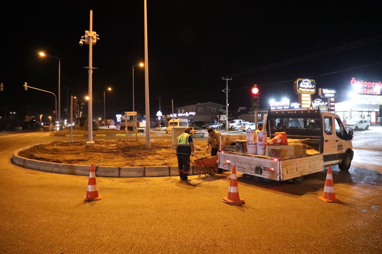 HBB’den çevre ve yol bakımı için gece mesaisi