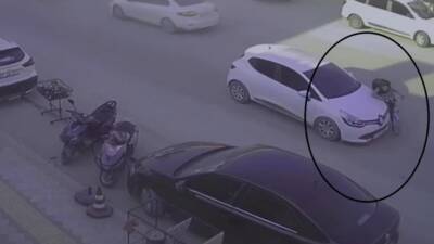 Hatay’ın Antakya ilçesine bağlı Akasya Mahallesi’nde meydana gelen kazada, bisikletiyle