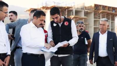 Hatay’ın Kırıkhan ilçesinde yürütülen kalıcı konut ve hükümet konağı projelerinde