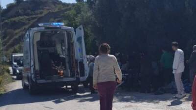 Hatay'ın Samandağ ilçesinde zeytin hasadı yapan 56 yaşındaki A.K, traktörün