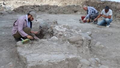 Antakya'daki kazılarda, Roma dönemine ait önemli bir yapının, geçmişte büyük
