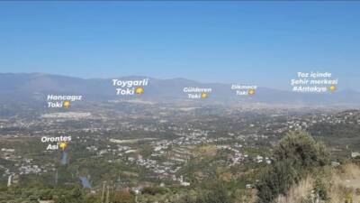 Mimar Akademisyen Tuğçe Tezer Döver seyir terasından Antakya’ya kuşbakışı bakarak