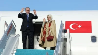 Cumhurbaşkanı Recep Tayyip Erdoğan, sabah saatlerinde özel ‘TUR’ uçağıyla resmî