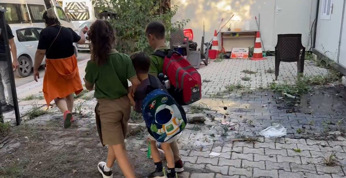 Hatay’da sağlık ve eğitim foseptiğe takıldı