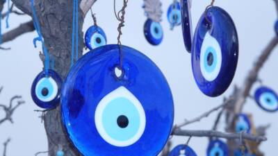 Birçok davranışımızın kökeni kadim inanç ve geleneklere dayanıyor. Farkında olmasak