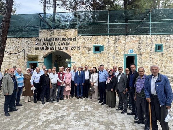 Yayladağı’nda düzenlenen toplantıda, emeklilere