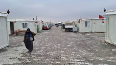 Hatay 6 Şubat depreminden sonra geçici barınma olan Konteynerlardan yavaş