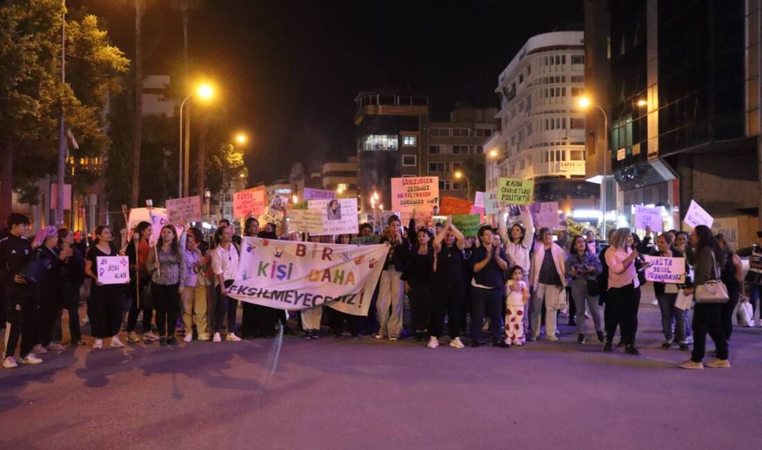 Arsuz’da Kadınlardan Şiddete Hayır Çığlığı