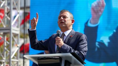 Bugün Hatay’a gelecek olan CHP Lideri Özgür Özel dün sabah