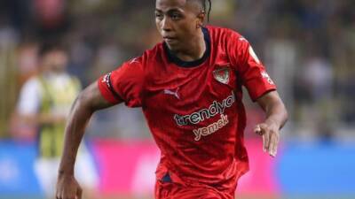 Hatayspor’un yıldız oyuncusu Rigoberto Rivas, Honduras milli takımı formasıyla çıktığı