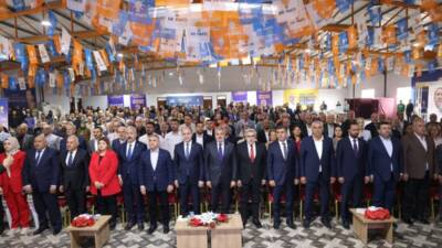 Hatay’ın Kumlu ilçesinde düzenlenen AK Parti 8. Olağan İlçe Kongresi,