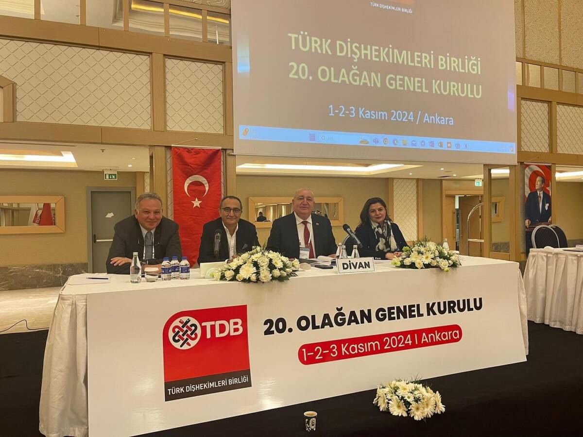 TDB Genel Kurulunda Nebil Seyfettin Divan Başkanı Seçildi