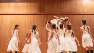 Alan Antakya İnisiyatifi, Hatay’da sanatın ulaşılabilirliğini artırmak amacıyla kurduğu dans