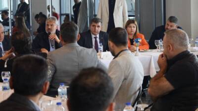 Hatay Büyükşehir Belediye Başkanı Mehmet Öntürk, Defne ilçesinin 35 yıllık