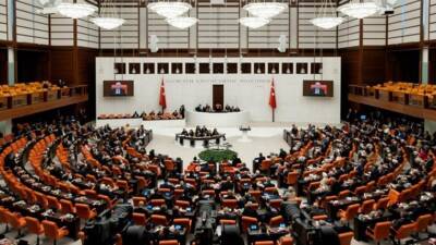CHP Ankara Milletvekili Murat Emir, kamuoyunda büyük tartışmalara neden olan