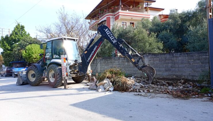 Defne Belediye ekipleri, ilçede