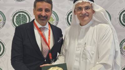 Hataylı beyin cerrahı Prof. Dr. Atilla Yılmaz, Arap dünyasındaki tüm