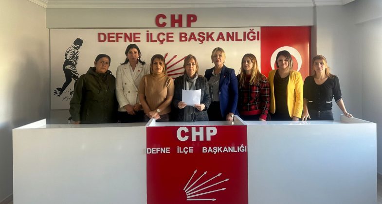 CHP Defne Kadın Kolları,