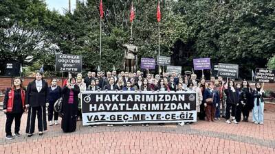 Hatay’ın Dörtyol ilçesinde, kadına yönelik şiddete karşı farkındalık oluşturmak amacıyla