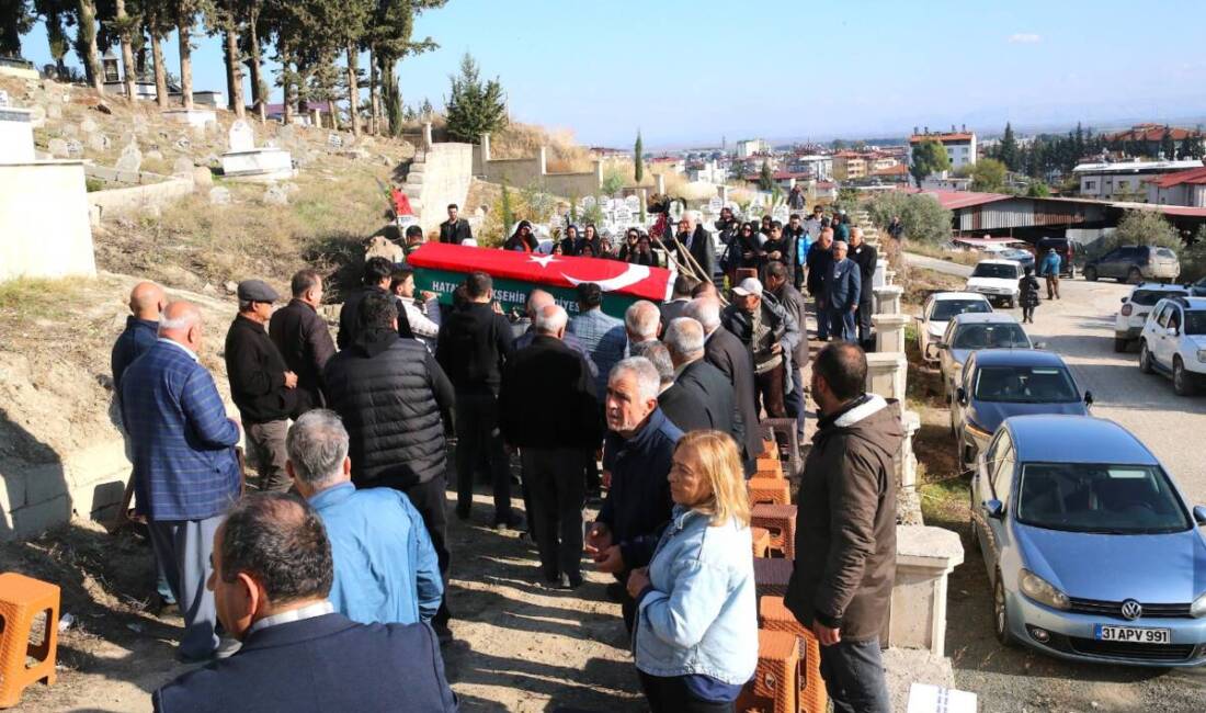 Ankara'da hayatını kaybeden CHP Hatay Milletvekili Gökhan Durgun, Antakya'da toprağa