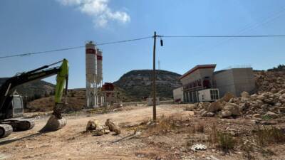 Hatay’da 6 Şubat depremlerinden sonra yaşanan beton santralleri çevre sorunları